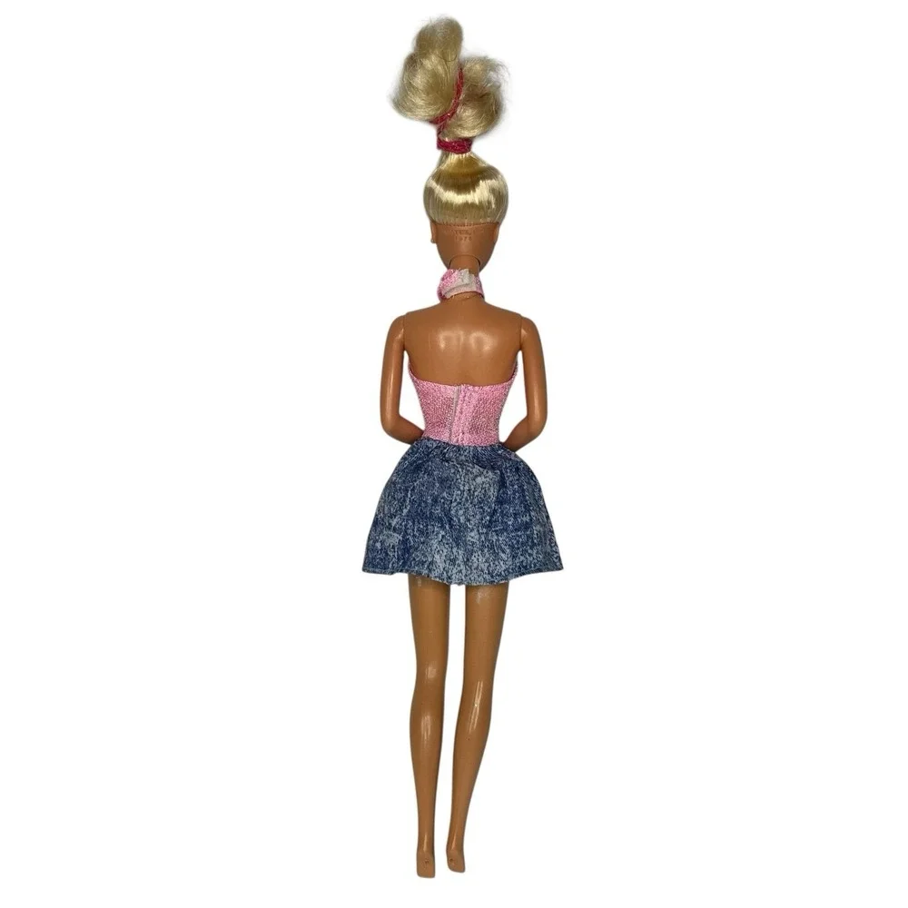Vintage Mattel # 13742 Strollin' Fun Barbie 1995 Redressed Too Skirt Blonde‎